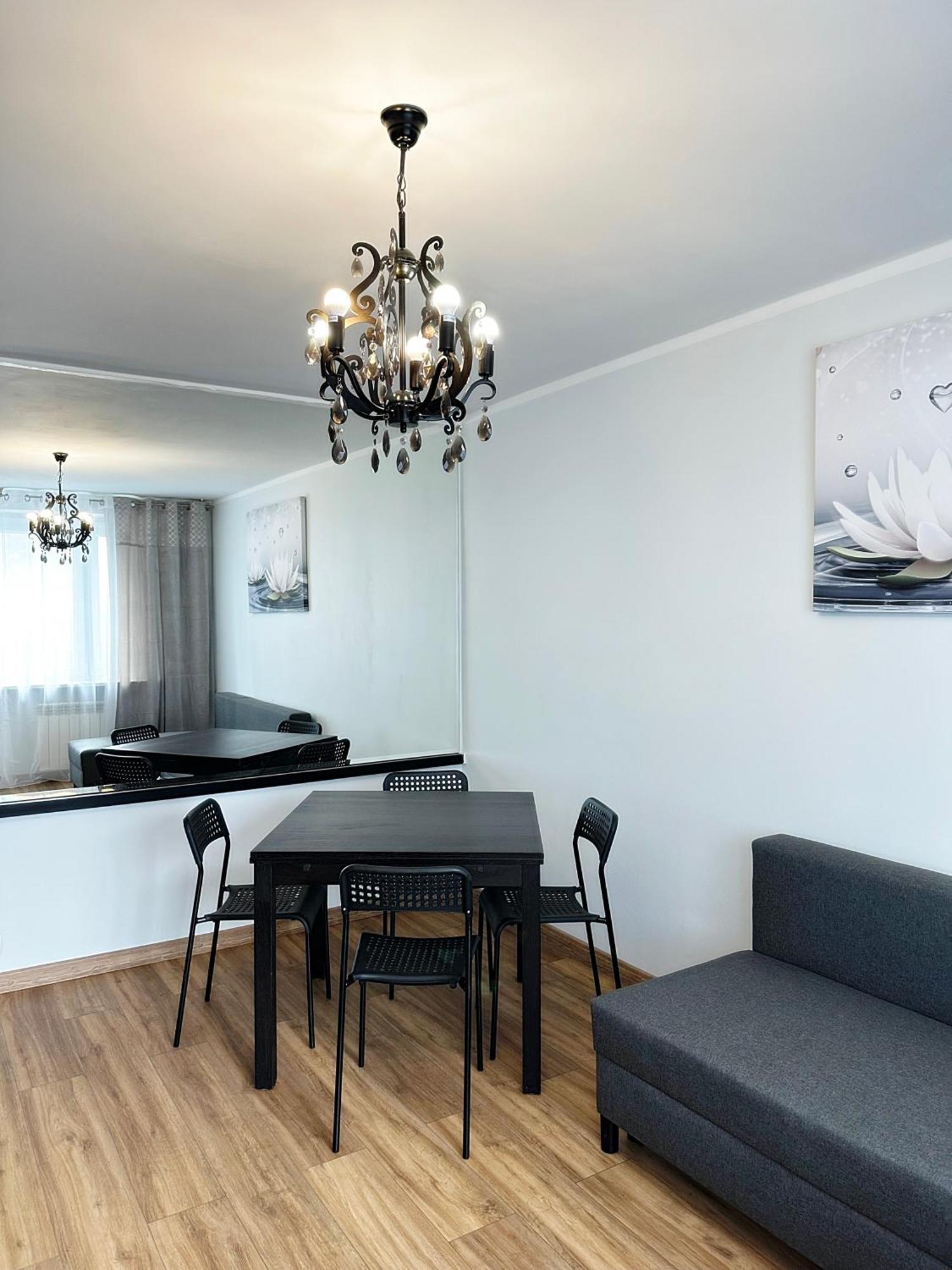 Coser Apartamenty Metro Onz 华沙 外观 照片