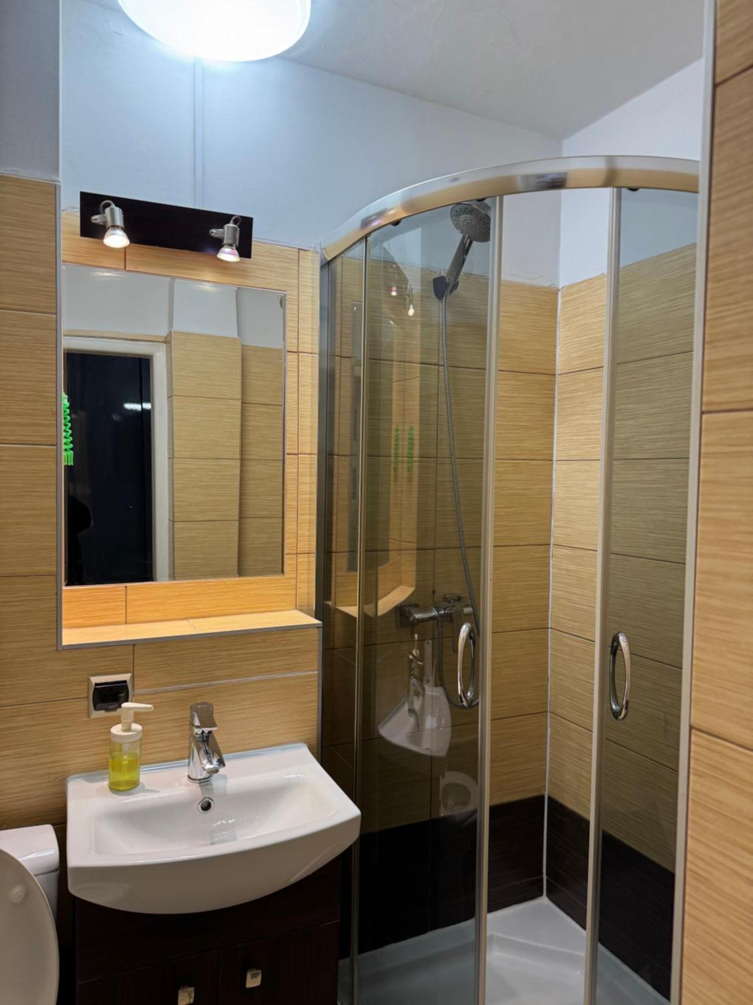 Coser Apartamenty Metro Onz 华沙 外观 照片